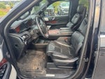 2020 Navigator Thumbnail 12