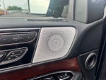 2020 Navigator Thumbnail 15