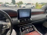 2020 Navigator Thumbnail 22