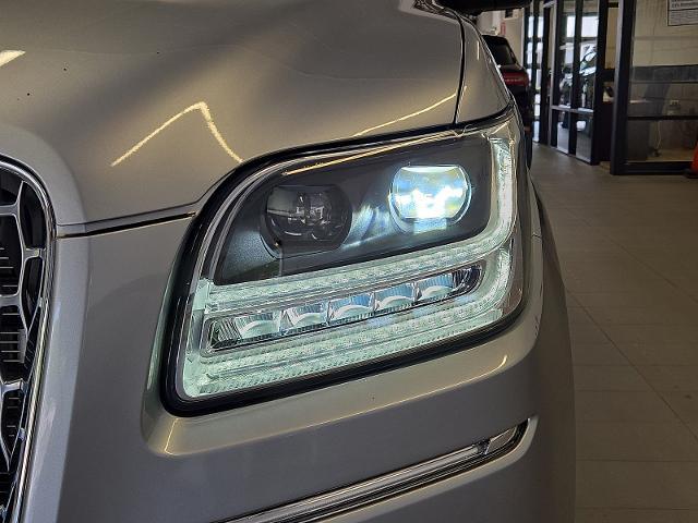 2021 Lincoln Navigator - $47,999