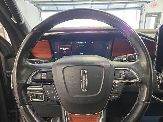2021 Lincoln Navigator - $47,999