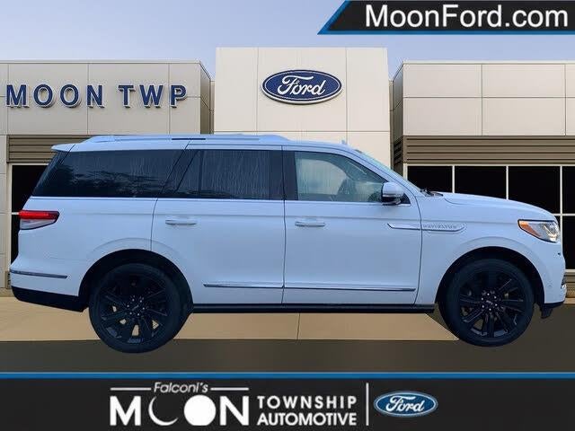 2022 Lincoln Navigator