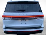 2022 Navigator Thumbnail 3