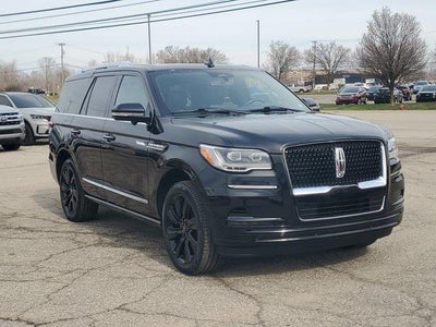 Photo of a 2022 Lincoln Navigator 4X4 Reserve 4DR SUV for sale