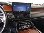 2022 Navigator Thumbnail 5