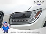 2019 Navigator Thumbnail 9