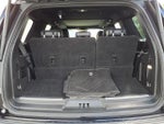 2019 Navigator Thumbnail 8