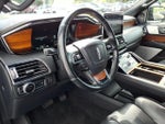 2019 Navigator Thumbnail 18