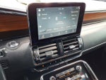2019 Navigator Thumbnail 24