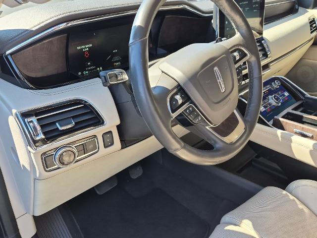 2019 Lincoln Navigator - $25,851