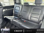 2020 Navigator Thumbnail 8