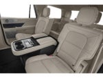 2020 Navigator Thumbnail 14