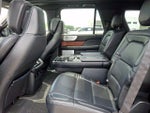 2020 Navigator Thumbnail 9