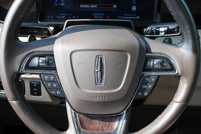 2022 Lincoln Navigator - $57,403