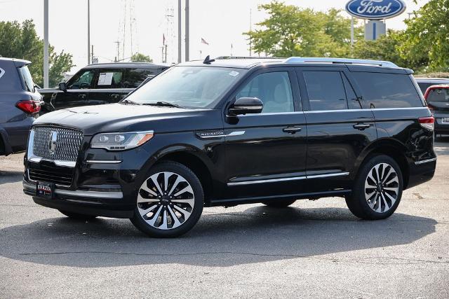 2022 Lincoln Navigator - $57,403
