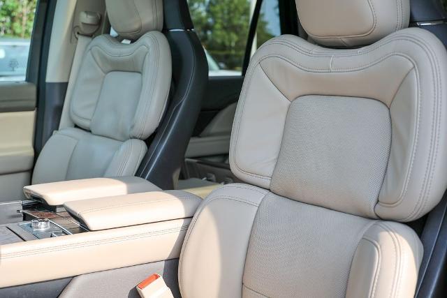2022 Lincoln Navigator - $57,403