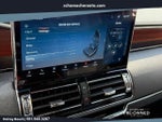 2022 Navigator Thumbnail 18