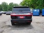 2019 Navigator Thumbnail 6