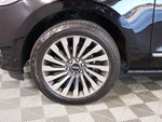2019 Navigator Thumbnail 21
