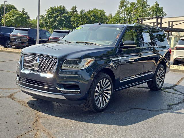 2021 Lincoln Navigator Reserve — photo 1 of 24