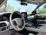2018 Navigator Thumbnail 10