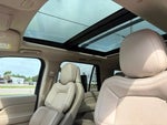 2019 Navigator Thumbnail 22