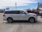 2019 Navigator Thumbnail 7