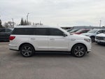 2019 Navigator Thumbnail 7
