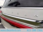 2019 Navigator Thumbnail 10