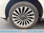 2019 Navigator Thumbnail 11