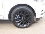2020 Navigator Thumbnail 7