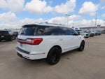 2020 Navigator Thumbnail 9