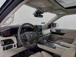 2021 Navigator Thumbnail 9