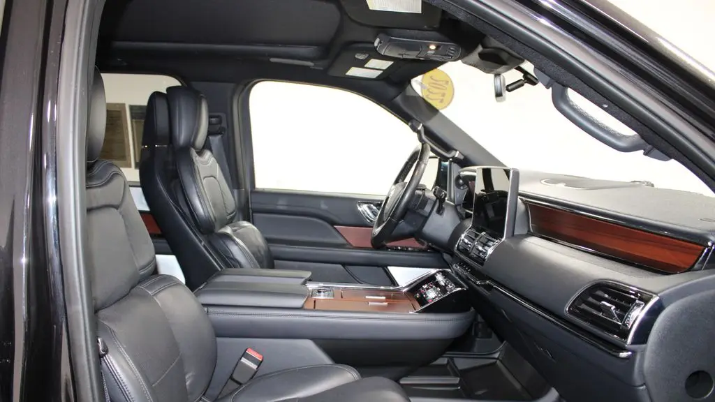 2022 Lincoln Navigator Reserve