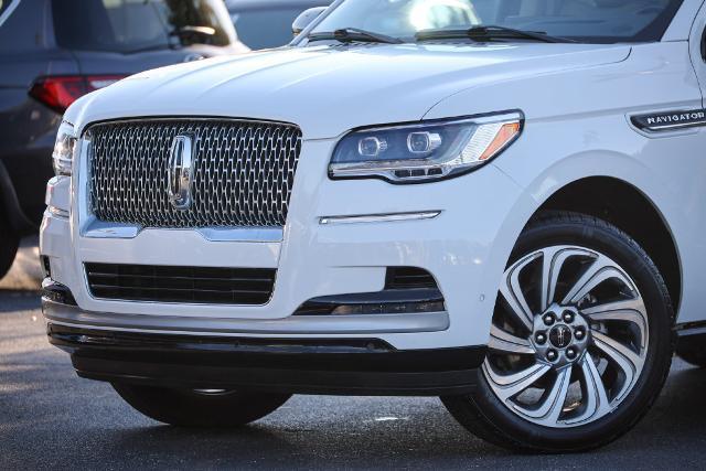 2022 Lincoln Navigator - $43,103
