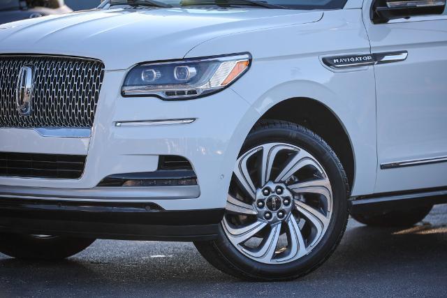 2022 Lincoln Navigator - $43,103