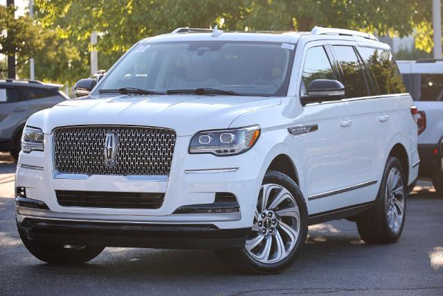 2022 Lincoln Navigator - $43,103