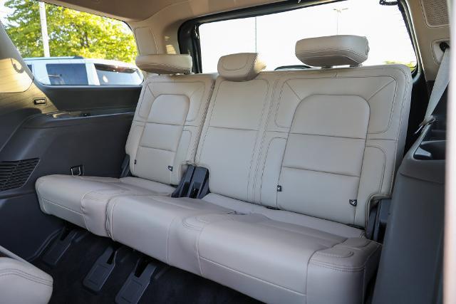 2022 Lincoln Navigator - $43,103