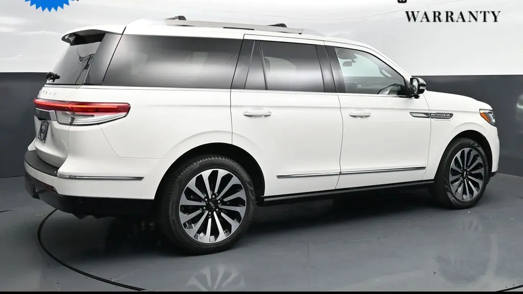 2022 Lincoln Navigator Reserve
