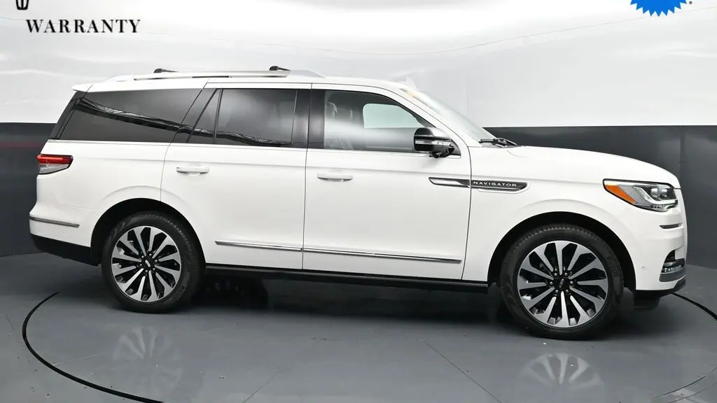 2022 Lincoln Navigator Reserve