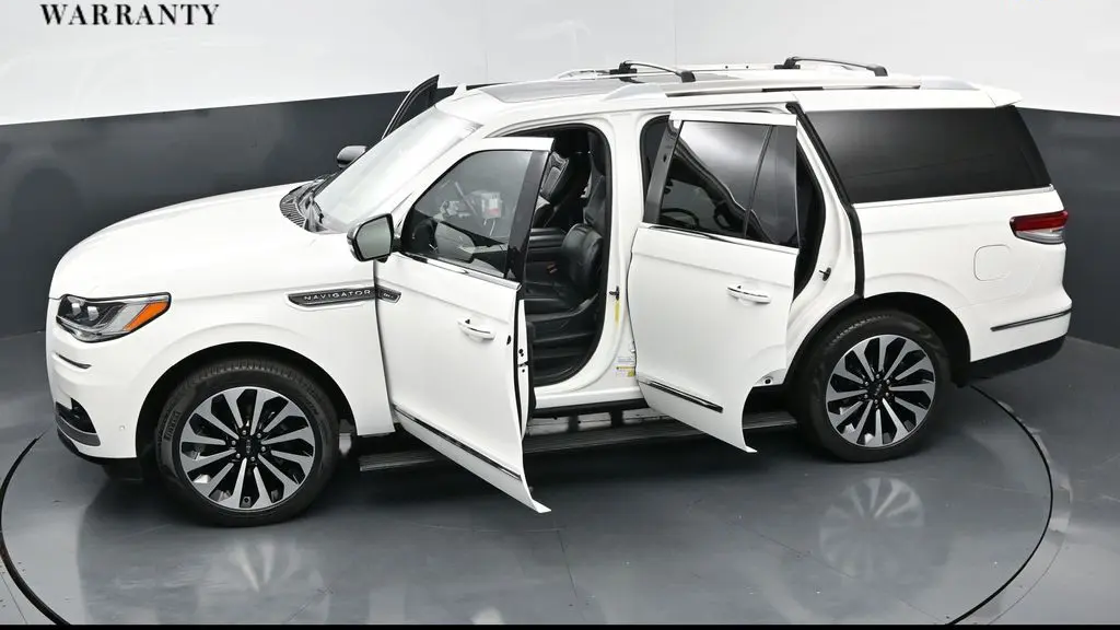 2022 Lincoln Navigator Reserve
