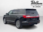 2019 Navigator Thumbnail 5