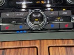 2019 Navigator Thumbnail 24