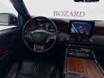 2019 Navigator Thumbnail 27