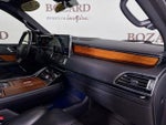 2019 Navigator Thumbnail 36