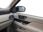 2020 Navigator Thumbnail 13
