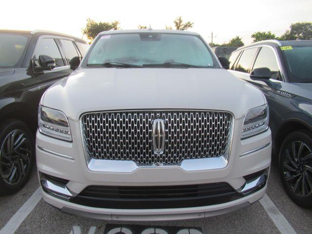 2021 Lincoln Navigator - $48,789