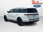 2022 Navigator Thumbnail 9