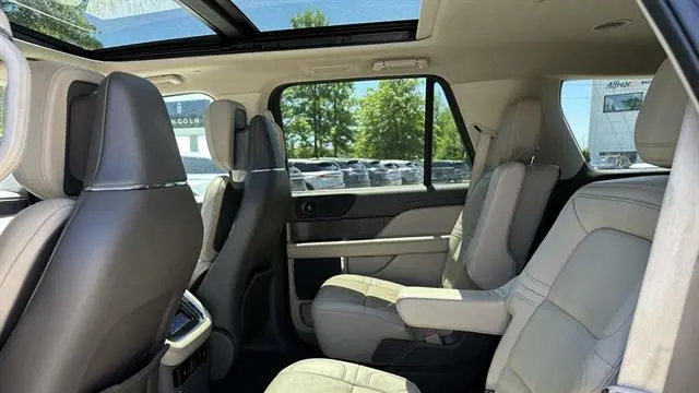 2022 Lincoln Navigator Reserve