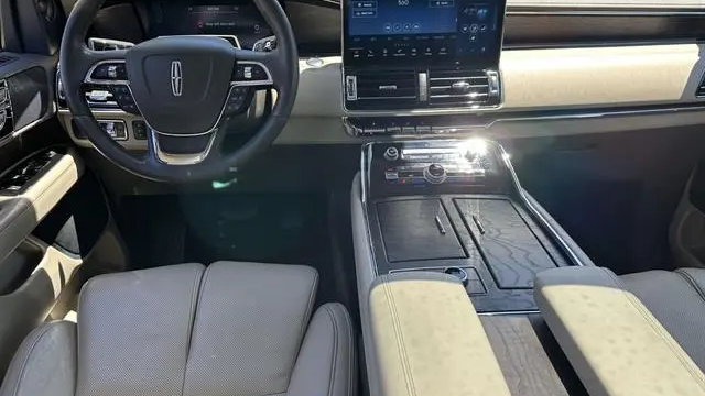 2022 Lincoln Navigator Reserve